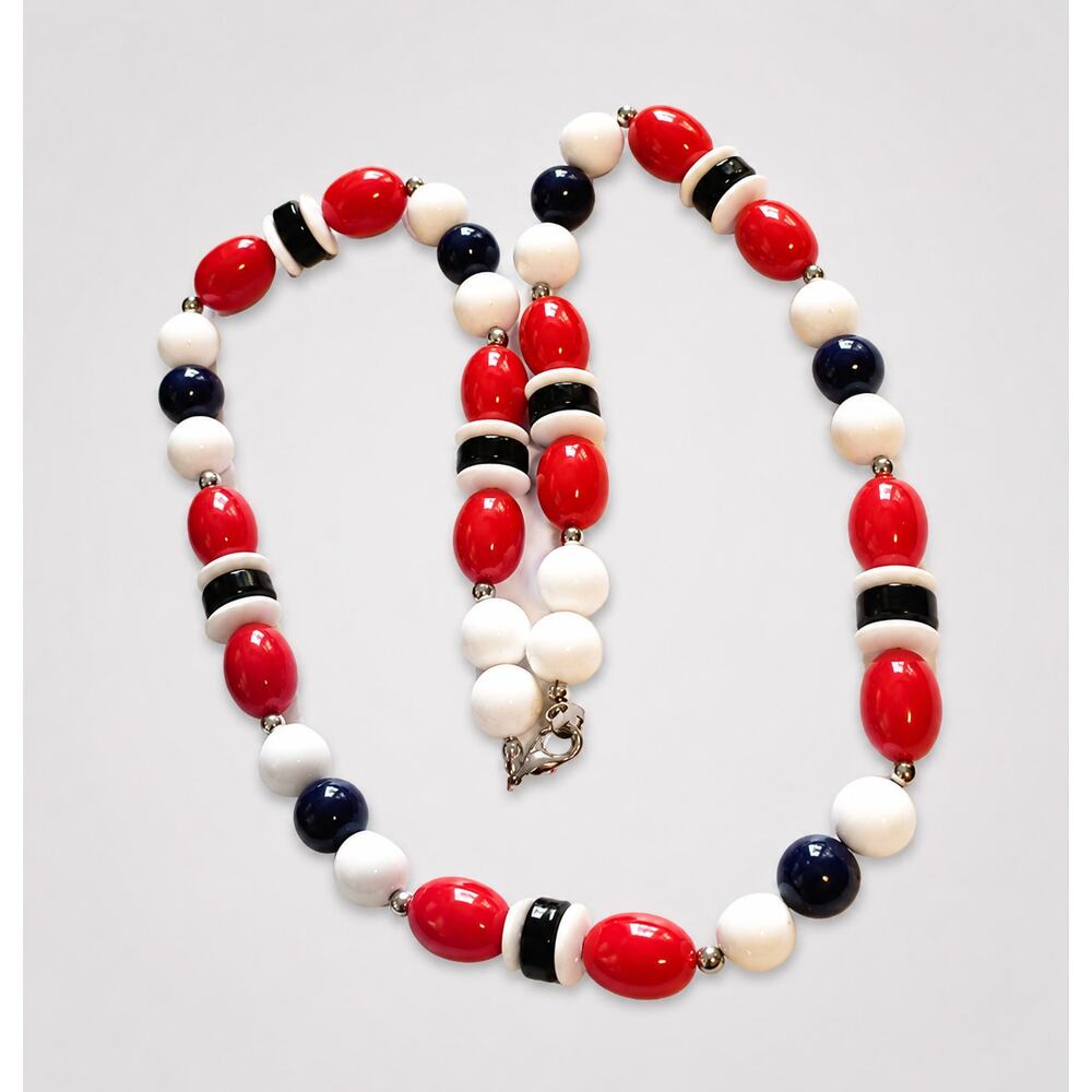 Vintage‎ Patriotic Lucite Beaded Necklace Red White Blue 24" Retro rd02-35